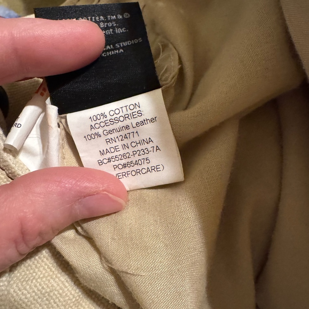 Authentic Universal Hogwarts Railways Canvas And … - image 5